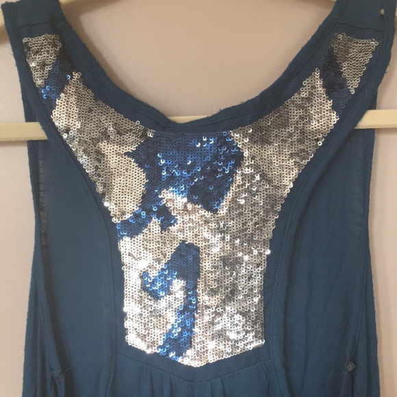 Teal tank with sequin back detail - Picture 3 of 5